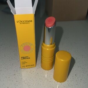 L’Occitane Fruity Lip stick